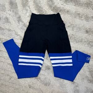 Bombshell Sportswear Scrunch Thigh Highs Leggings